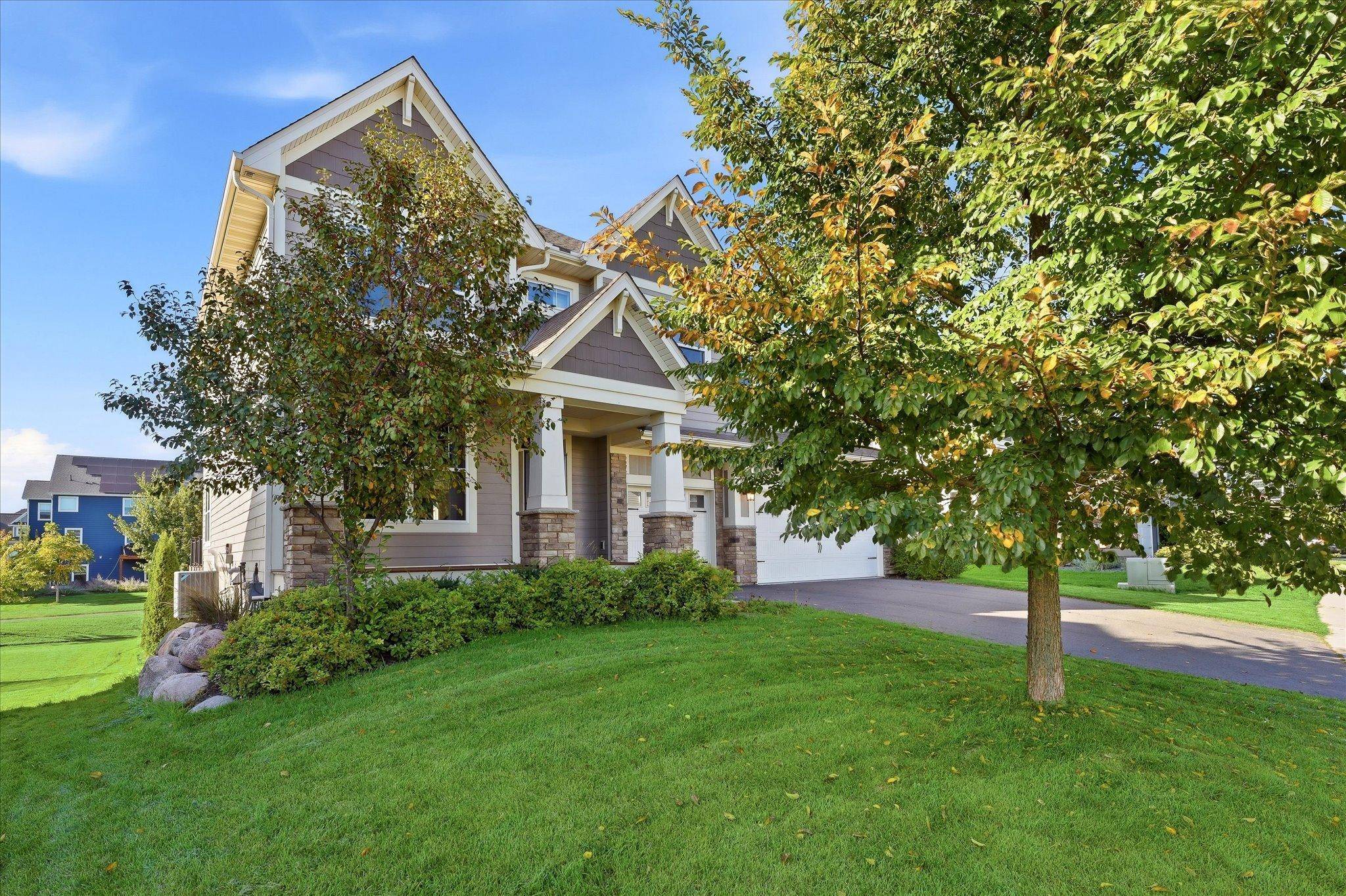 16285 Dryden RD, Lakeville, MN 55044