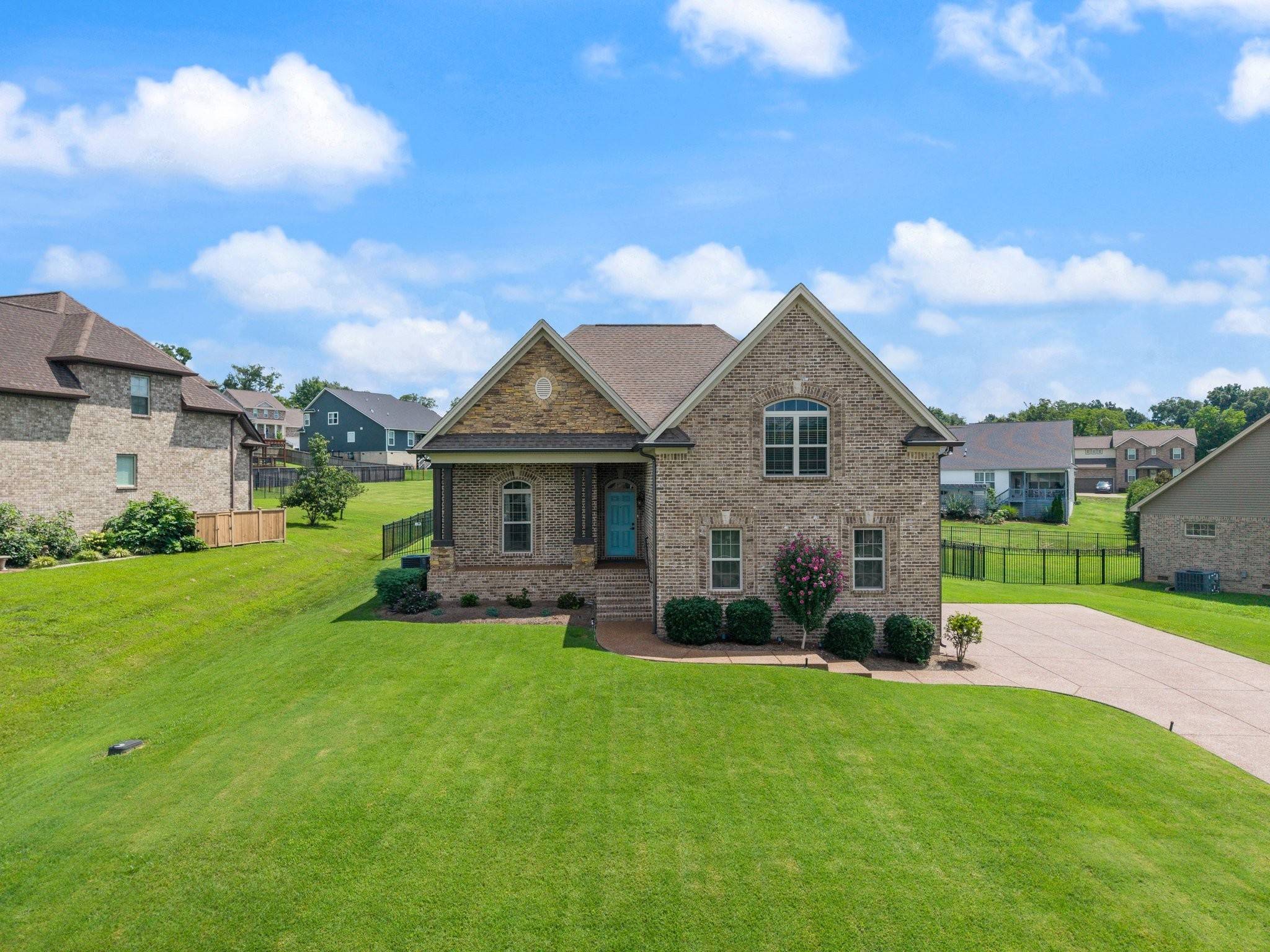 831 Manner Ln, Lebanon, TN 37087