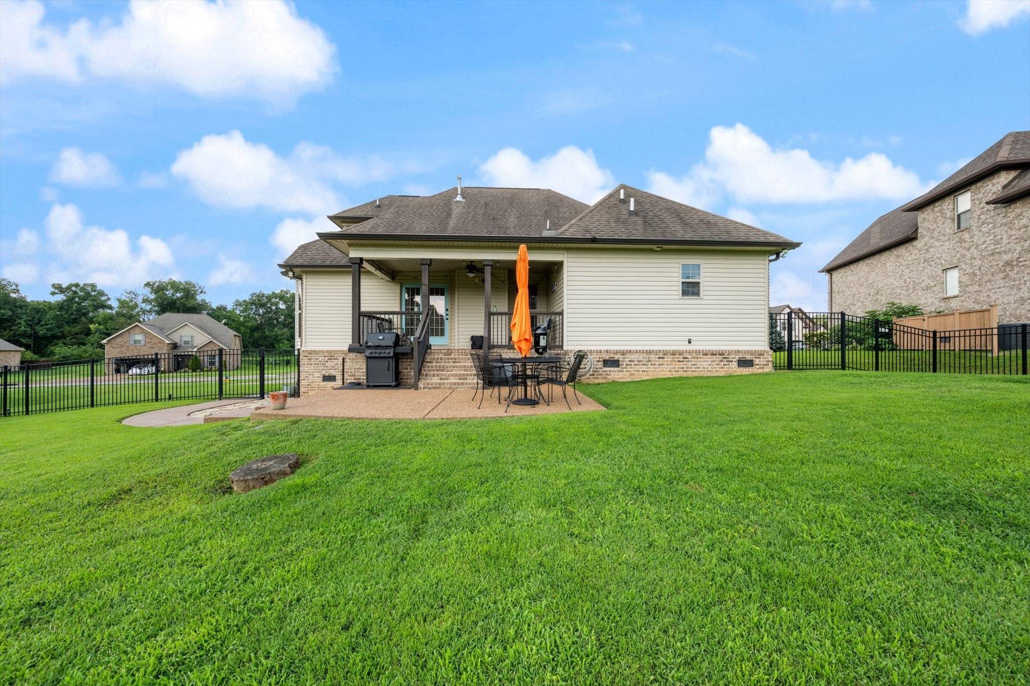 831 Manner Ln, Lebanon, TN 37087