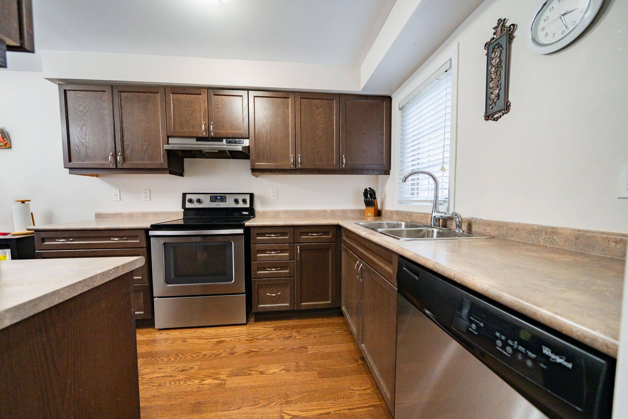 1552 GAINER CRES, Milton, ON L9T 8Y3