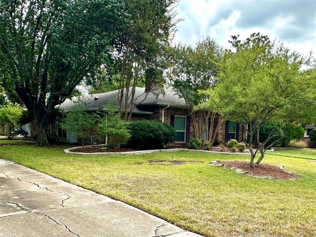 1714 Cornwall Lane, Sachse, TX 75048