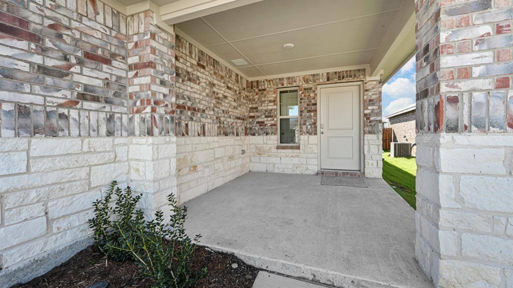 824 Millpond Drive, Princeton, TX 75407