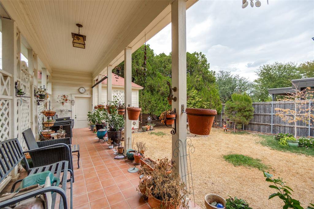 6903 Clayton Avenue, Dallas, TX 75214