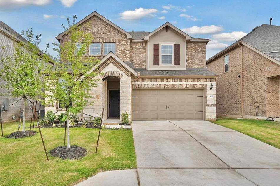 1305 Crescent LN, Georgetown, TX 78633