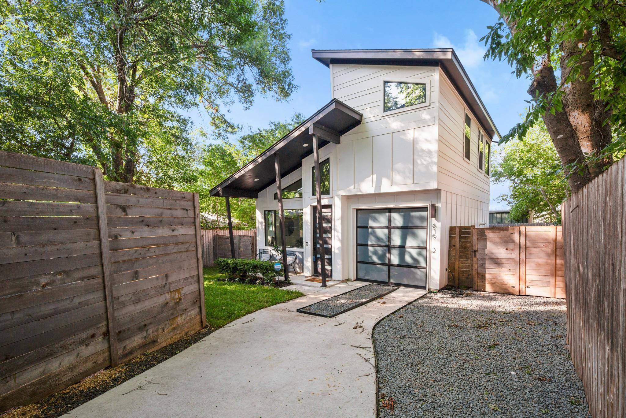 619 Hammack DR #2, Austin, TX 78752