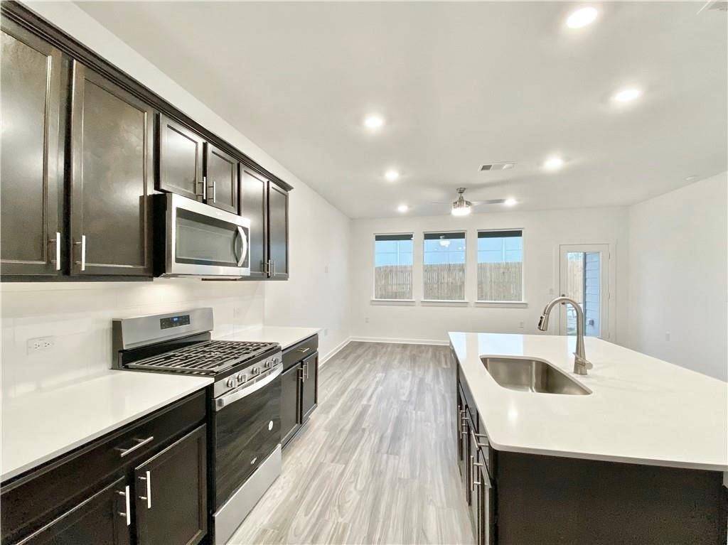 13816 Lubeck DR, Pflugerville, TX 78660