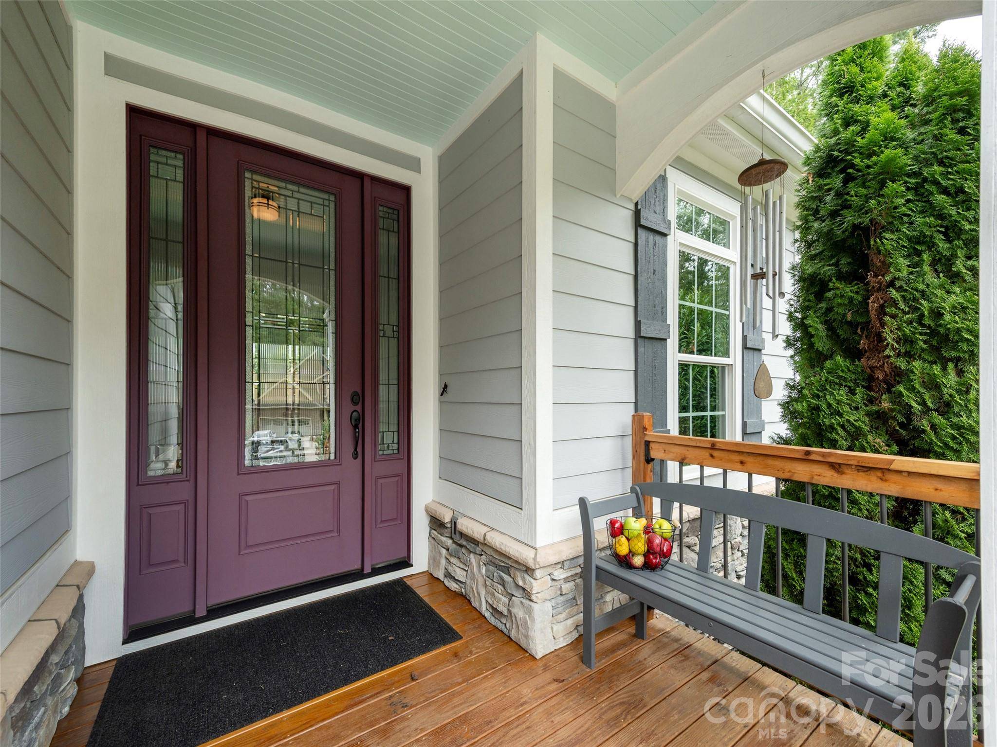 8 Broadmoor DR, Arden, NC 28704
