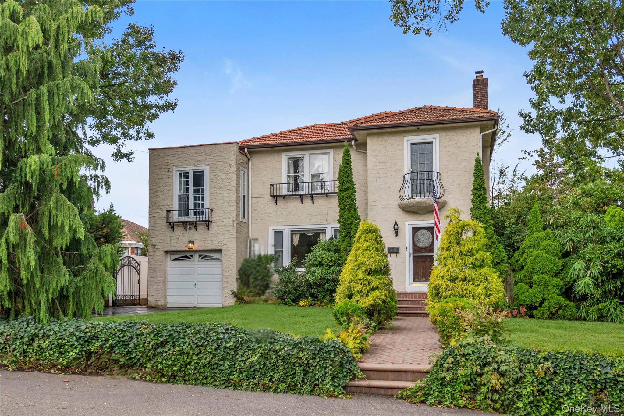 14-84 164 ST, Beechhurst, NY 11357