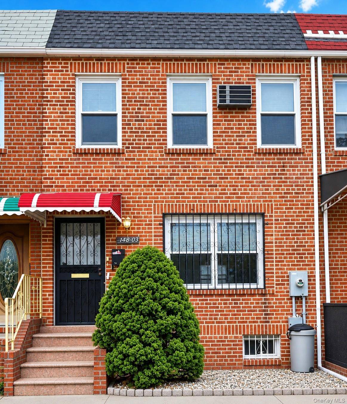 14803 61st RD, Flushing, NY 11367