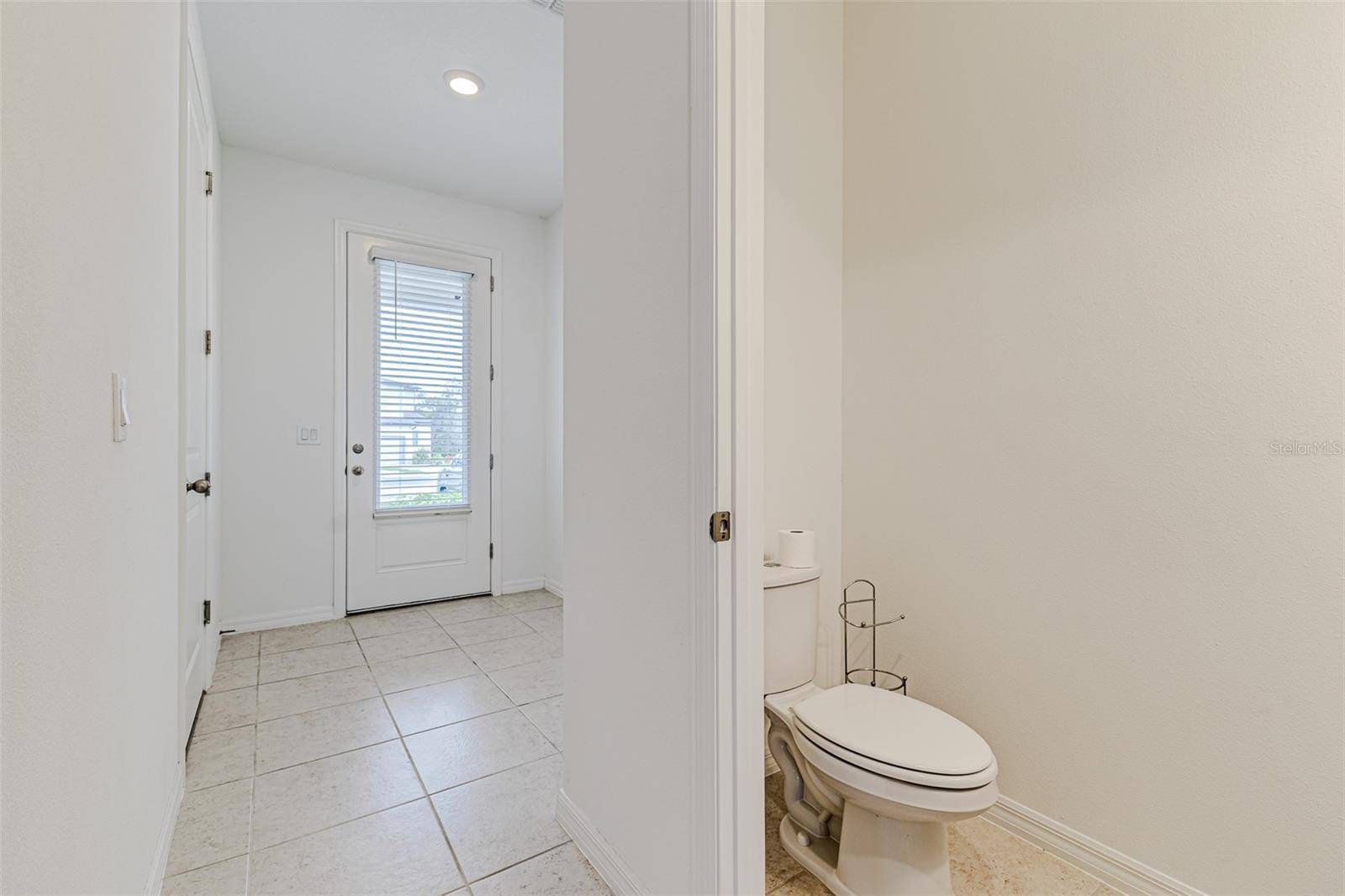 1748 SANIBEL DR, Davenport, FL 33896