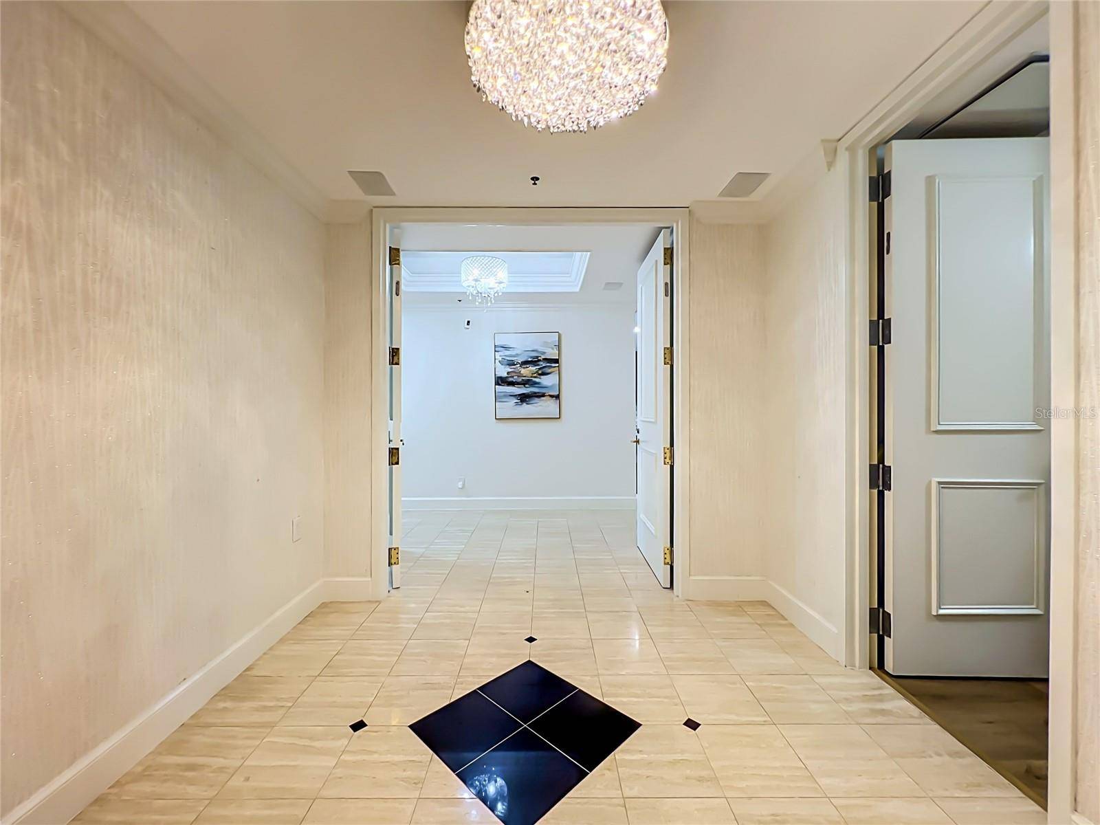 1110 W IVANHOE BLVD #9, Orlando, FL 32804
