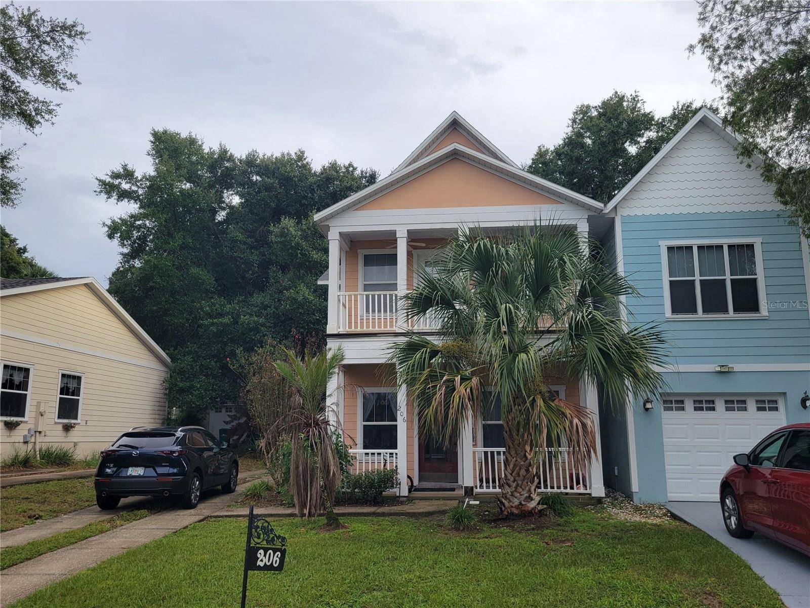 206 FEARON AVE, Mount Dora, FL 32757