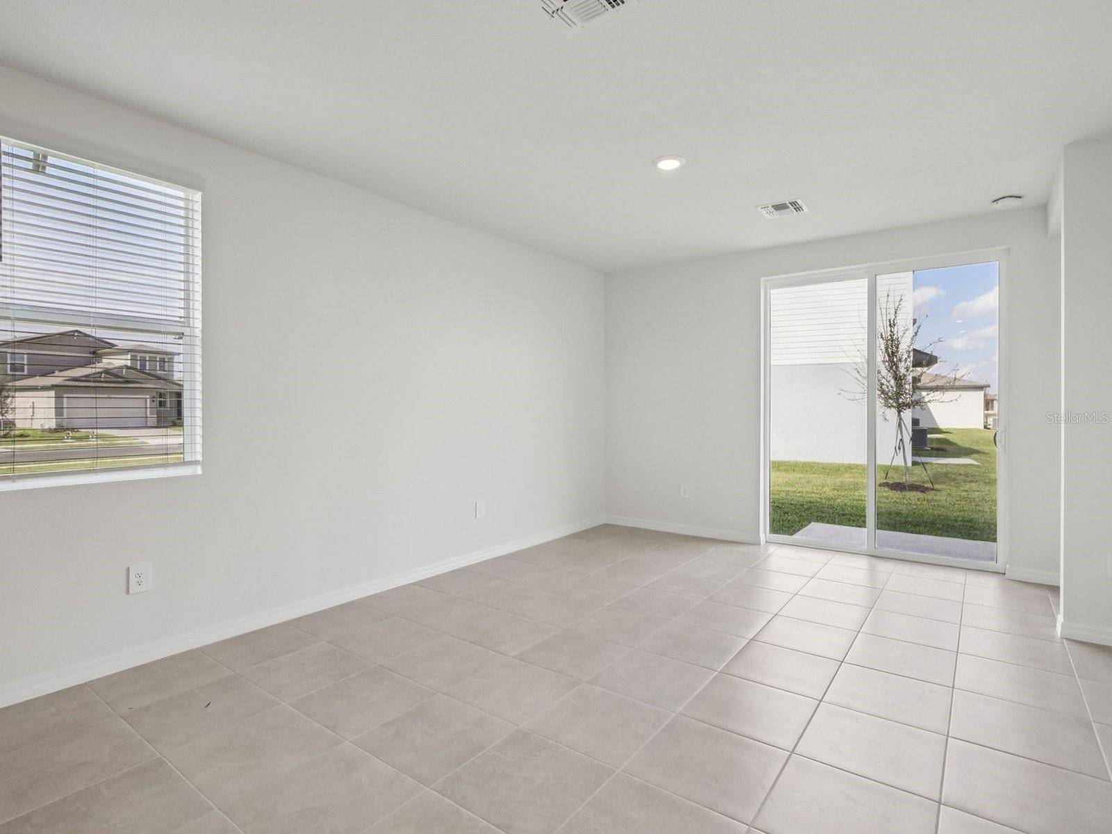 356 LAZY SHORE DR, Nokomis, FL 34275