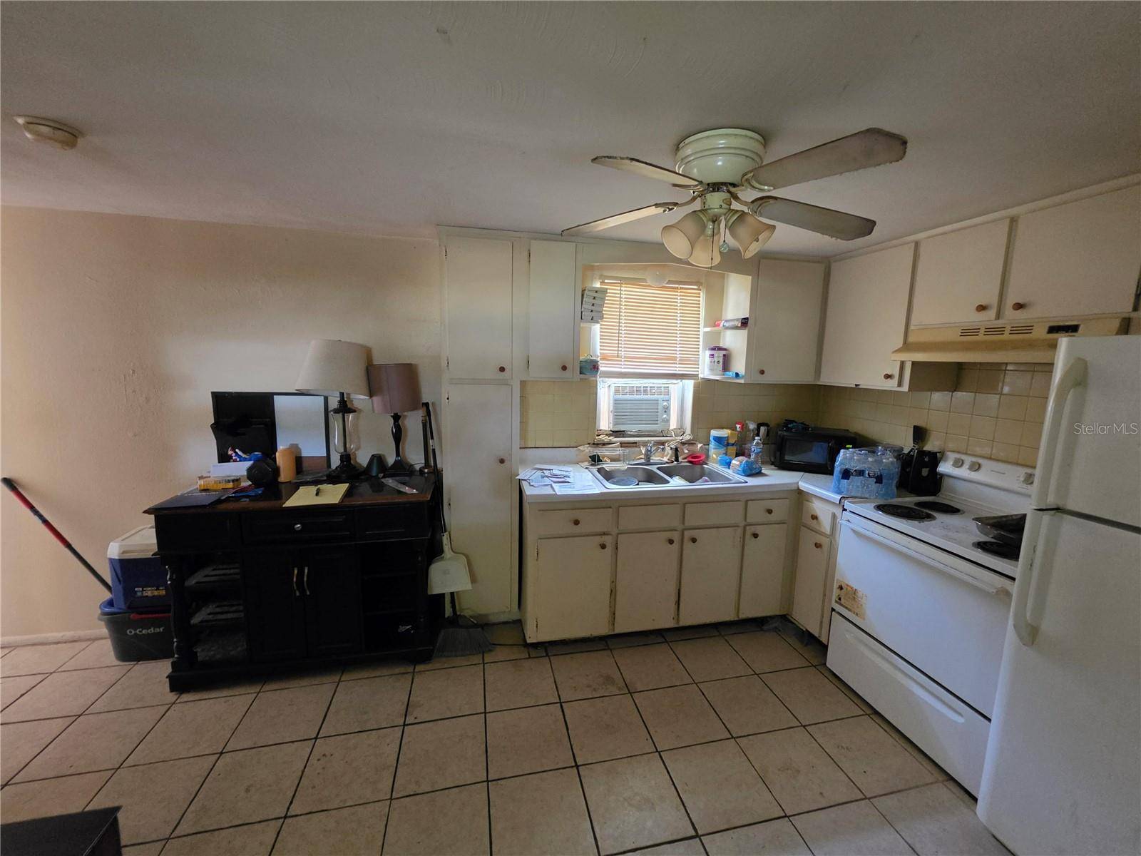 38528 9TH AVE, Zephyrhills, FL 33542