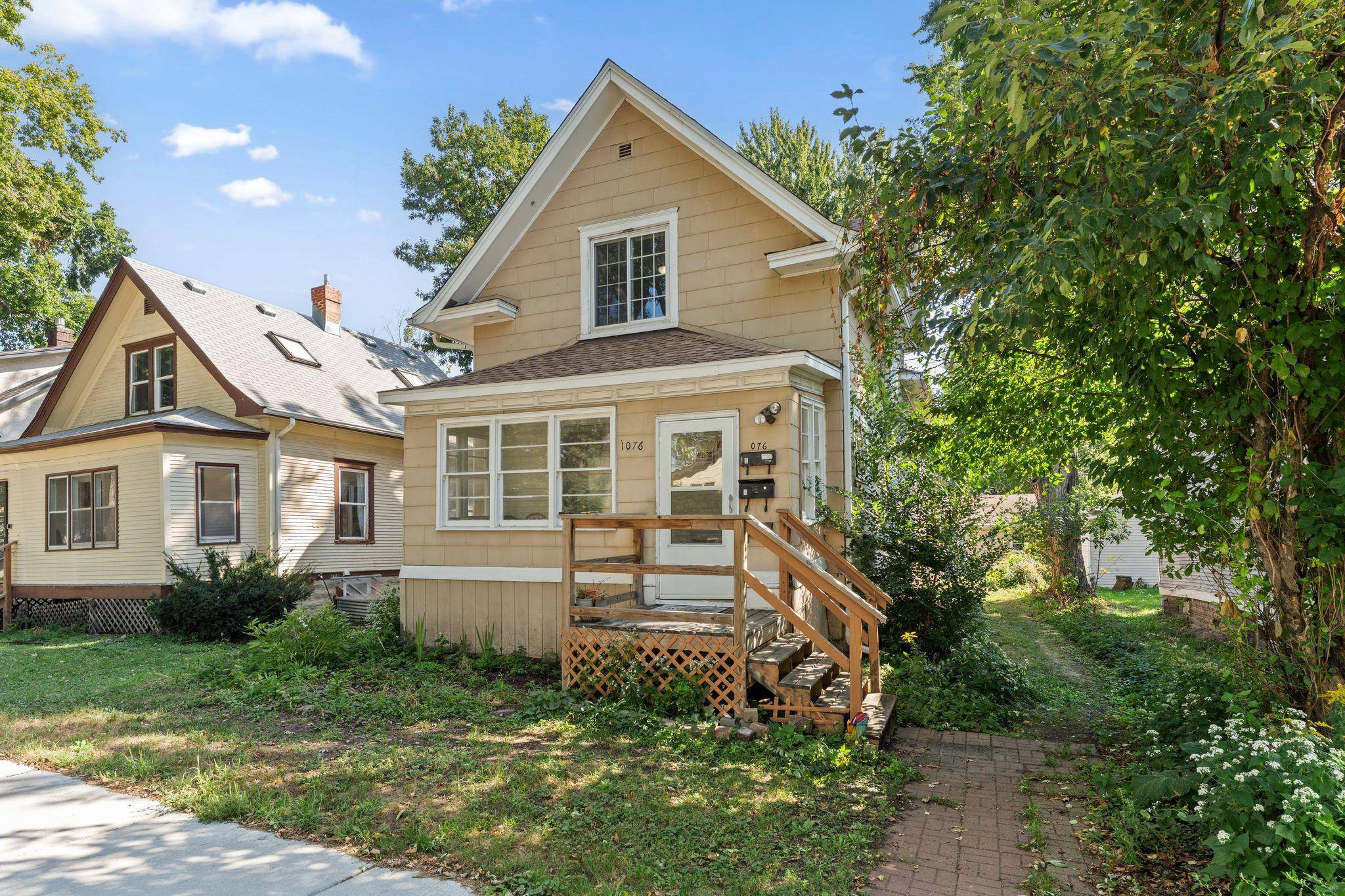 1076 25th AVE SE, Minneapolis, MN 55414