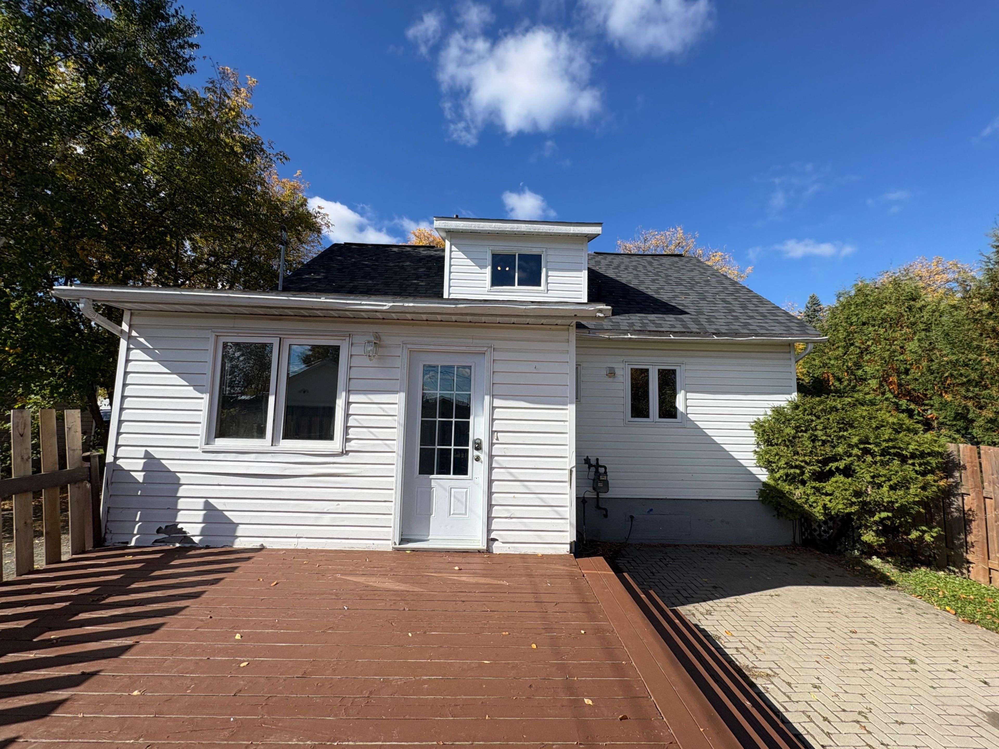 106 Fifteenth AVE, Cochrane, ON P0L 1C0