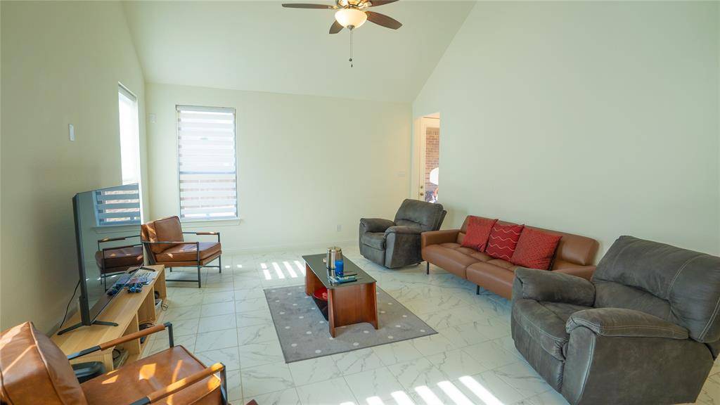 2414 Thavie Street, Celina, TX 75009
