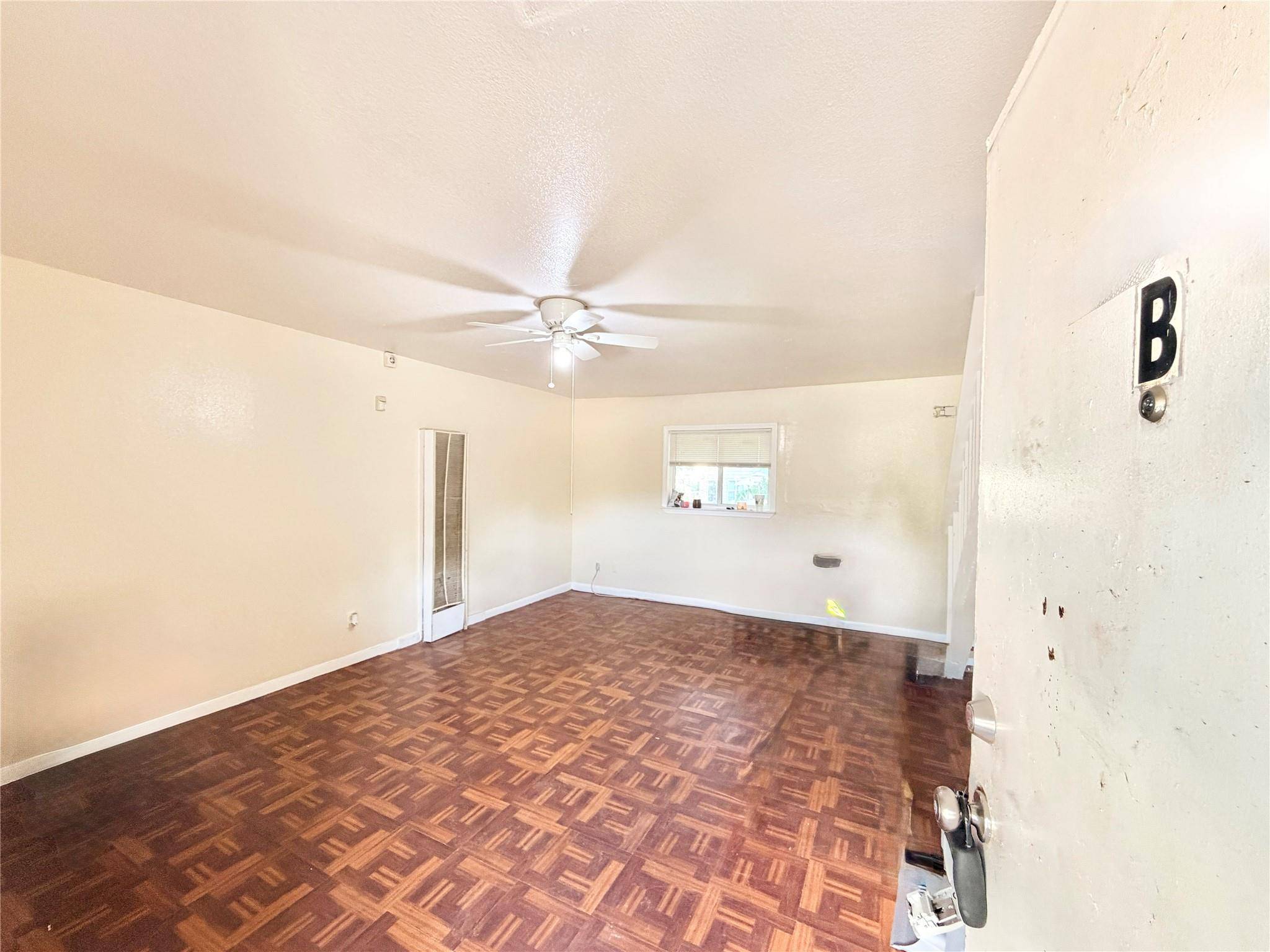 6257 Manor RD #B, Austin, TX 78723