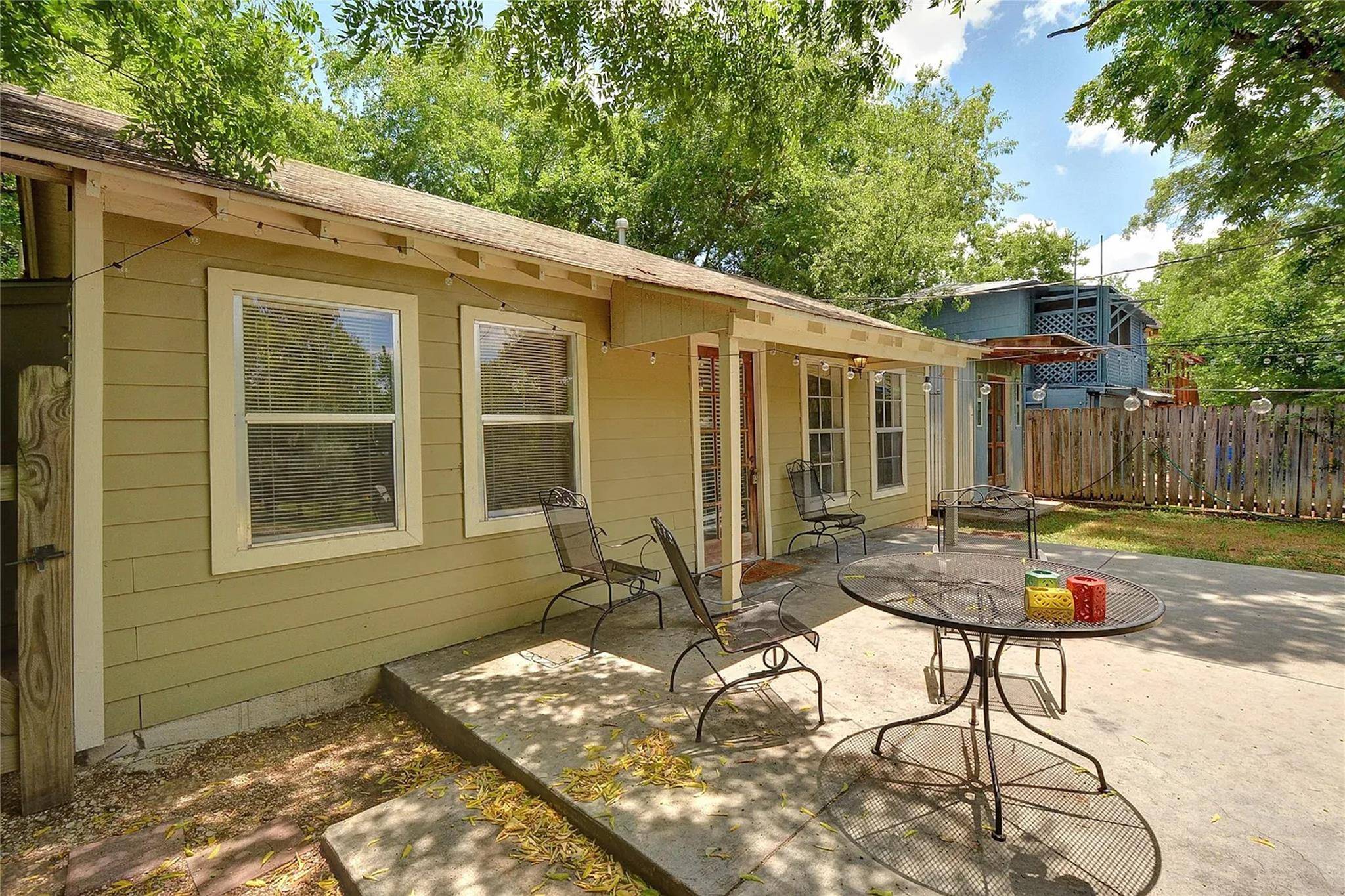 506 W Saint Johns Ave, Austin, TX 78752