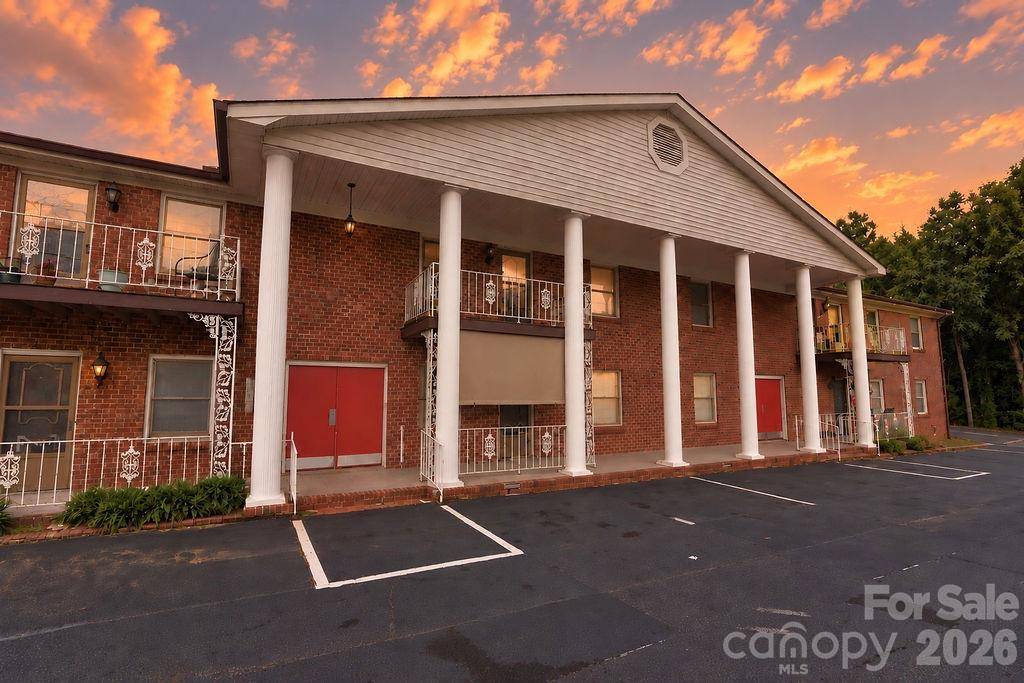 2102 S Main ST, Kannapolis, NC 28081