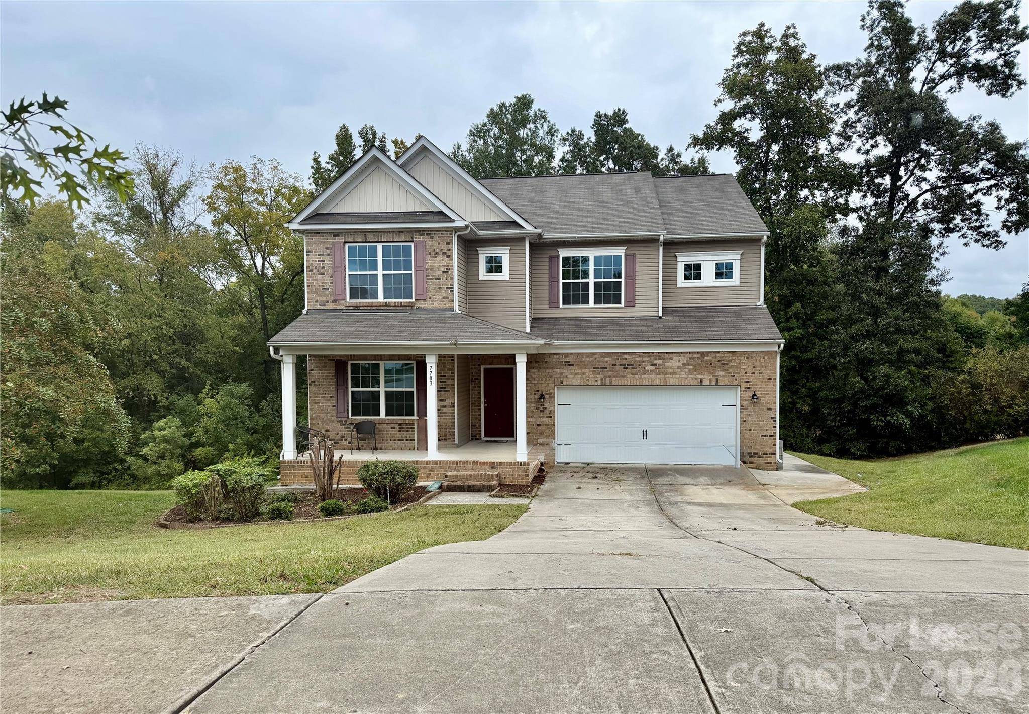 7703 Kelburn LN, Charlotte, NC 28273