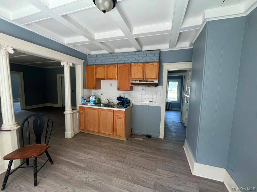 14 Park ST, Ellenville, NY 12428