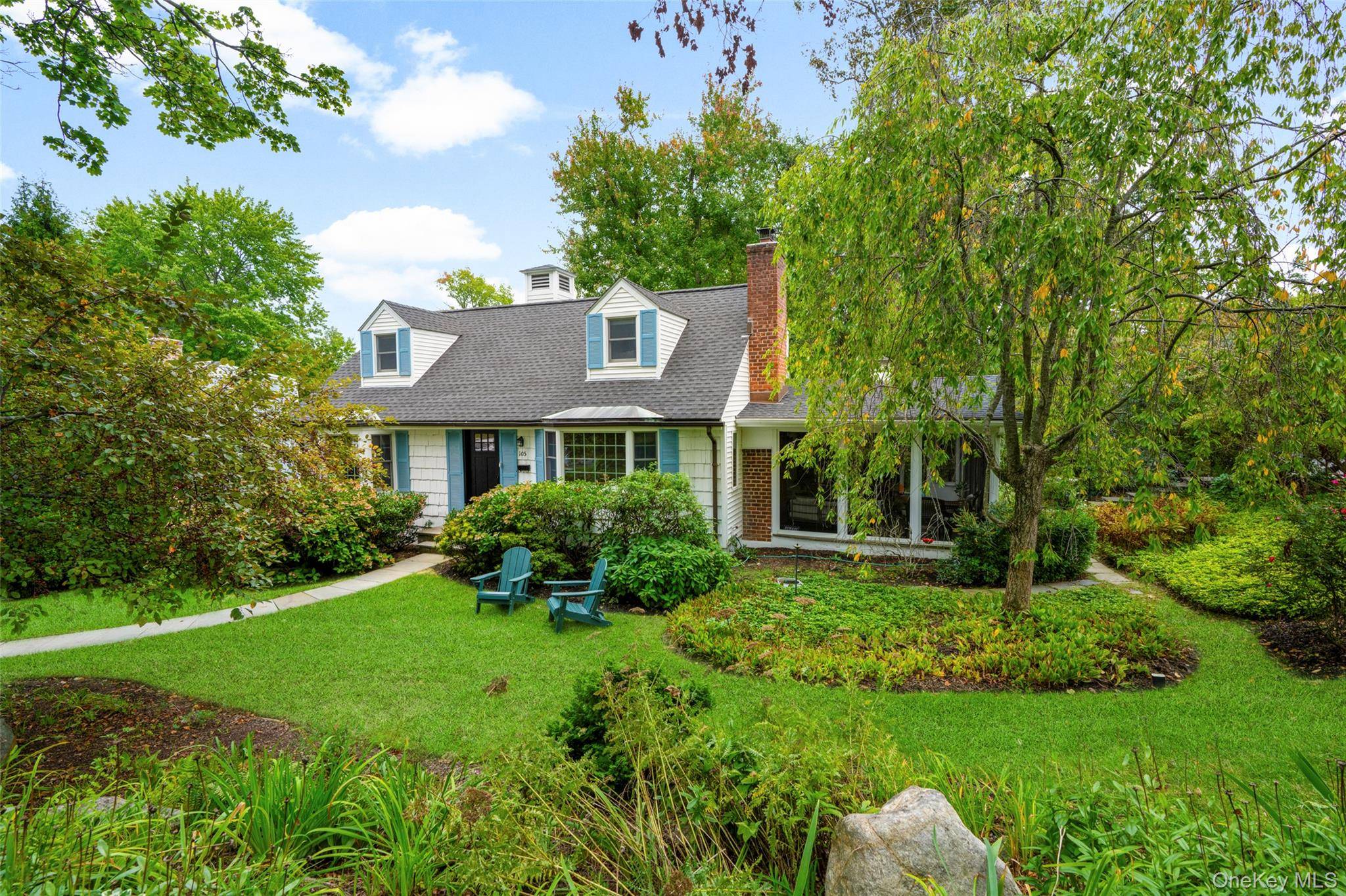 105 Havilands LN, White Plains, NY 10605