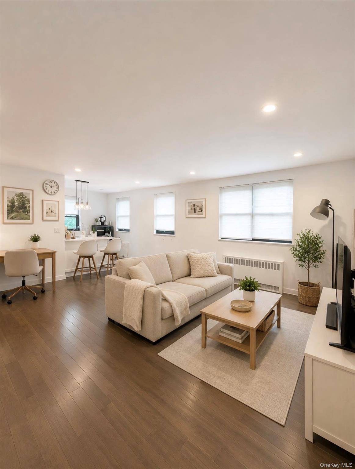 15750 17 AVE #2, Whitestone, NY 11357