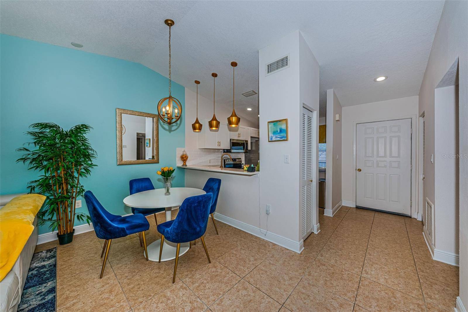 1022 BOWSPRIT LN #1022, Holiday, FL 34691