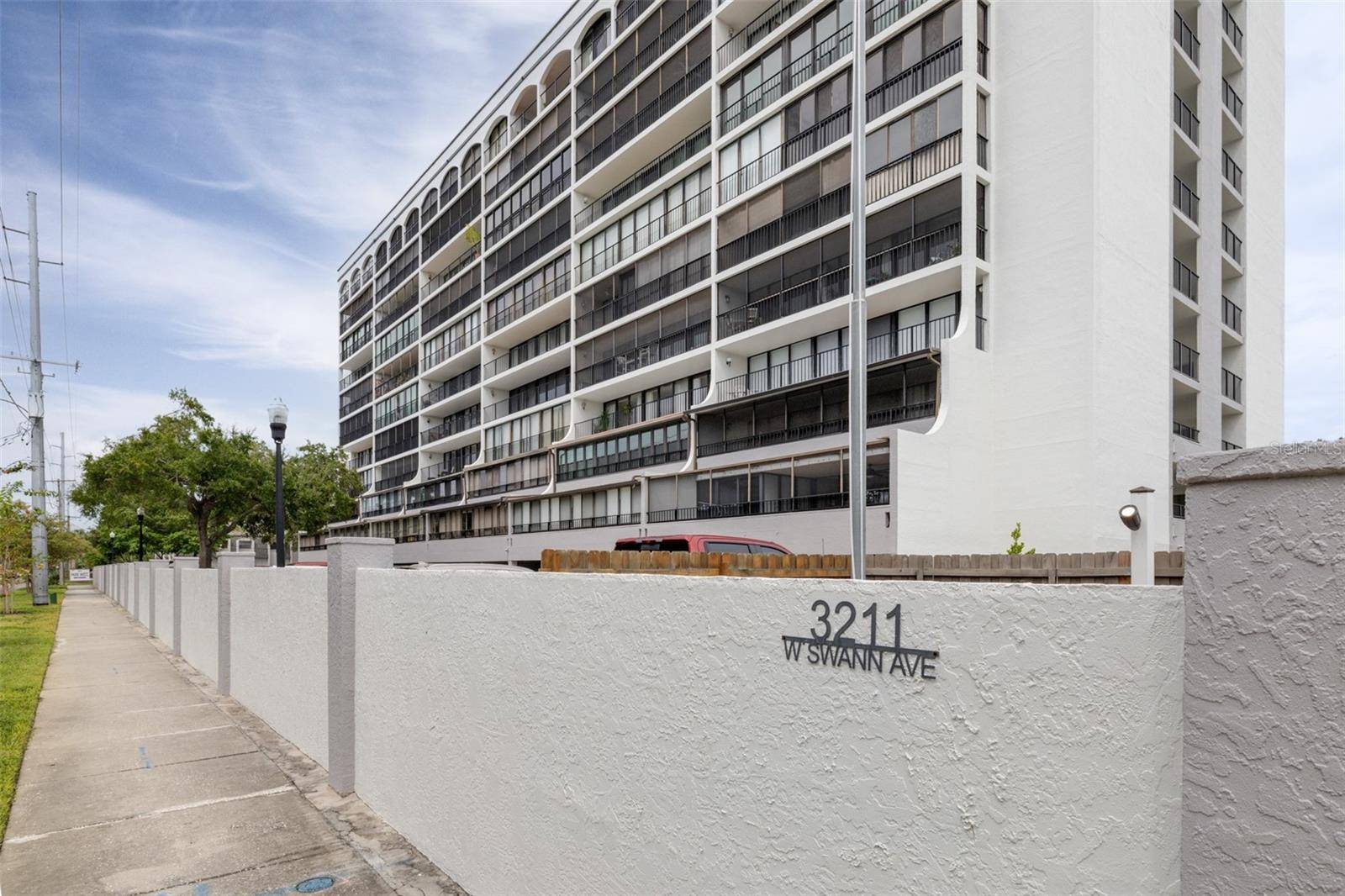 3211 W SWANN AVE #410, Tampa, FL 33609