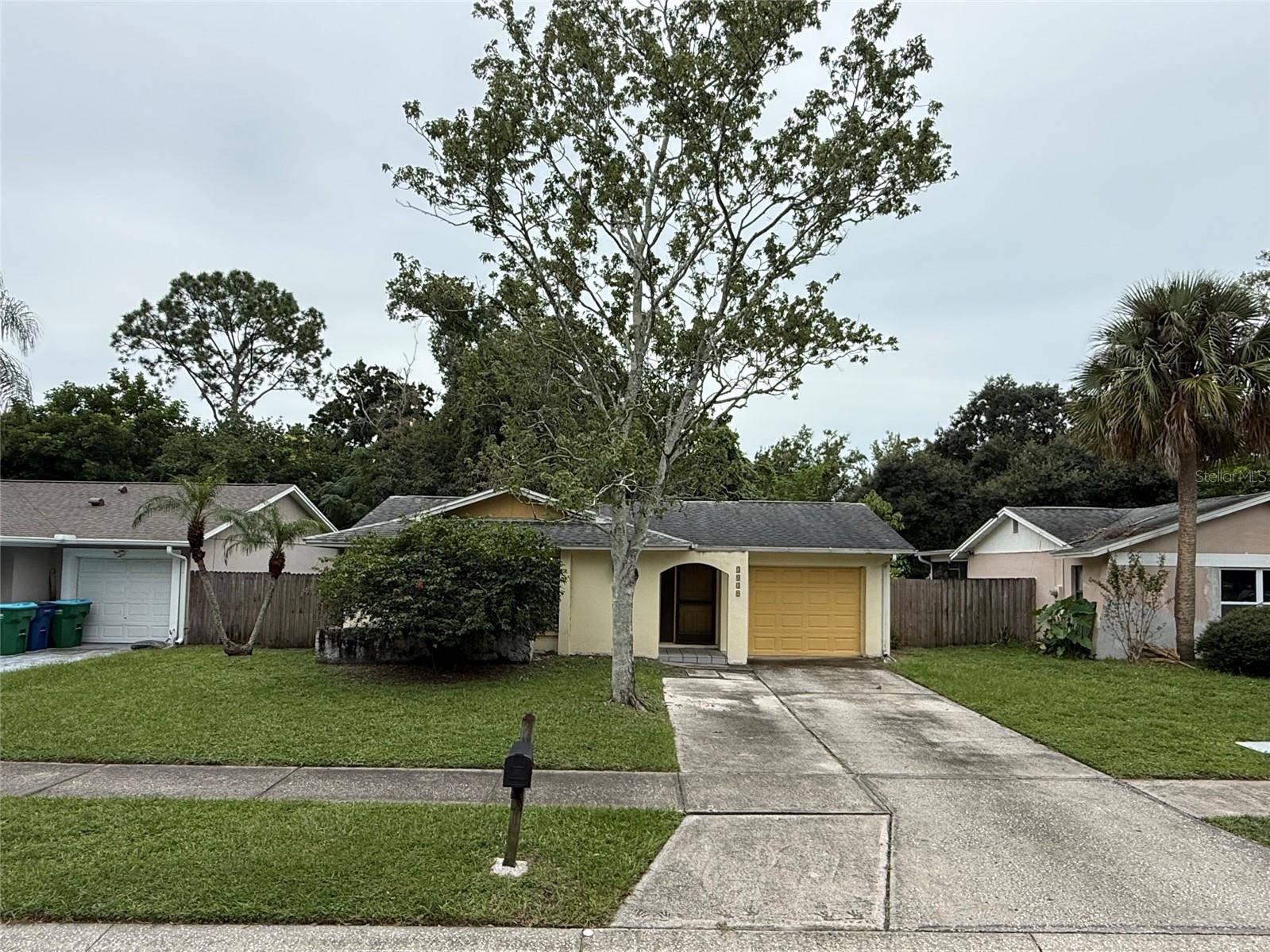 3030 CYPRESS GREEN DR, Palm Harbor, FL 34684