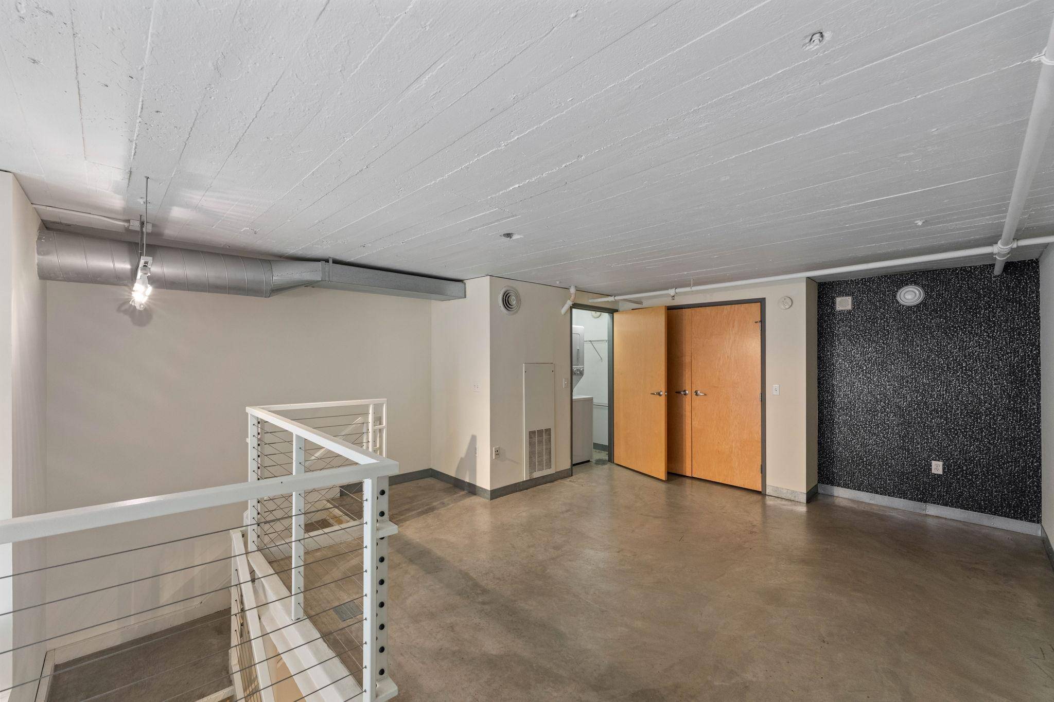 250 Park AVE #215, Minneapolis, MN 55415