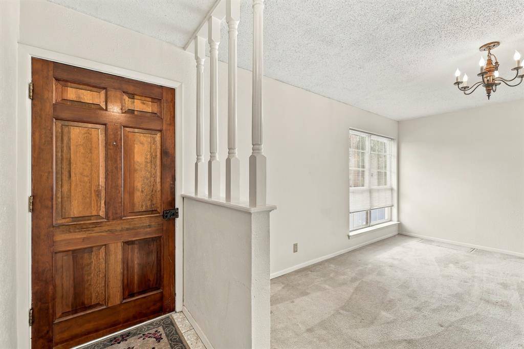 7259 Yolanda Drive, Fort Worth, TX 76112