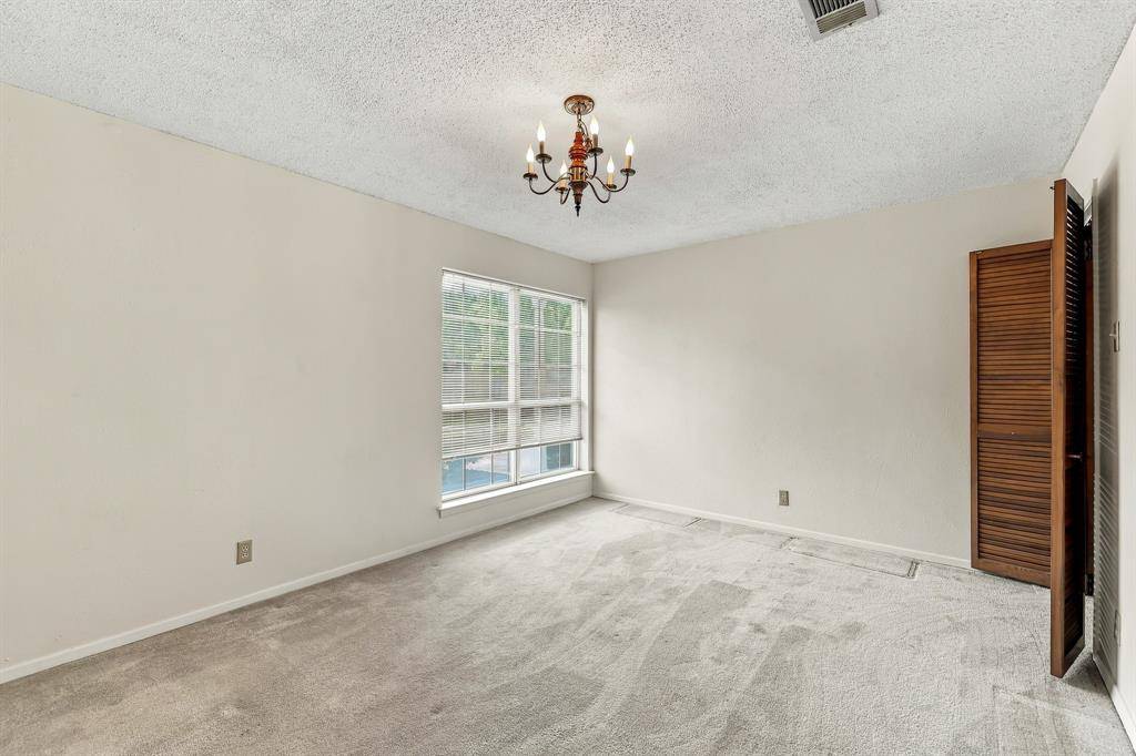 7259 Yolanda Drive, Fort Worth, TX 76112