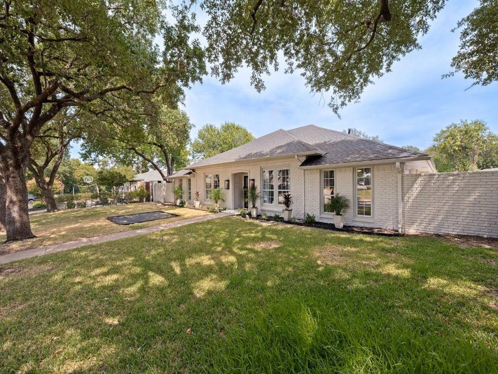 16810 Deer Park Drive, Dallas, TX 75248