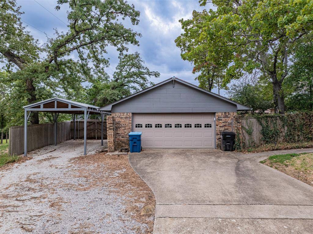 2702 Tracey Street, Denison, TX 75020