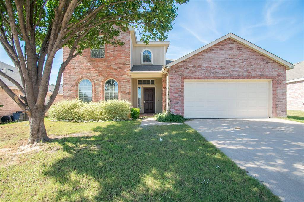 8512 Clearbrook Drive, Fort Worth, TX 76123