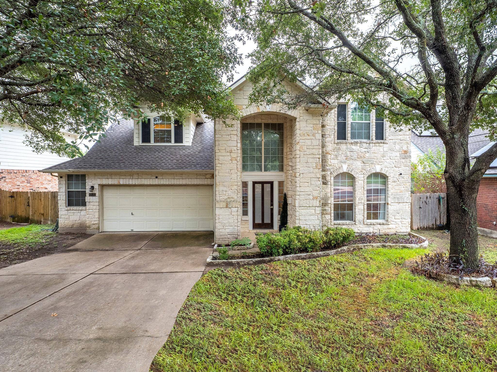 1733 Chasewood DR, Austin, TX 78727