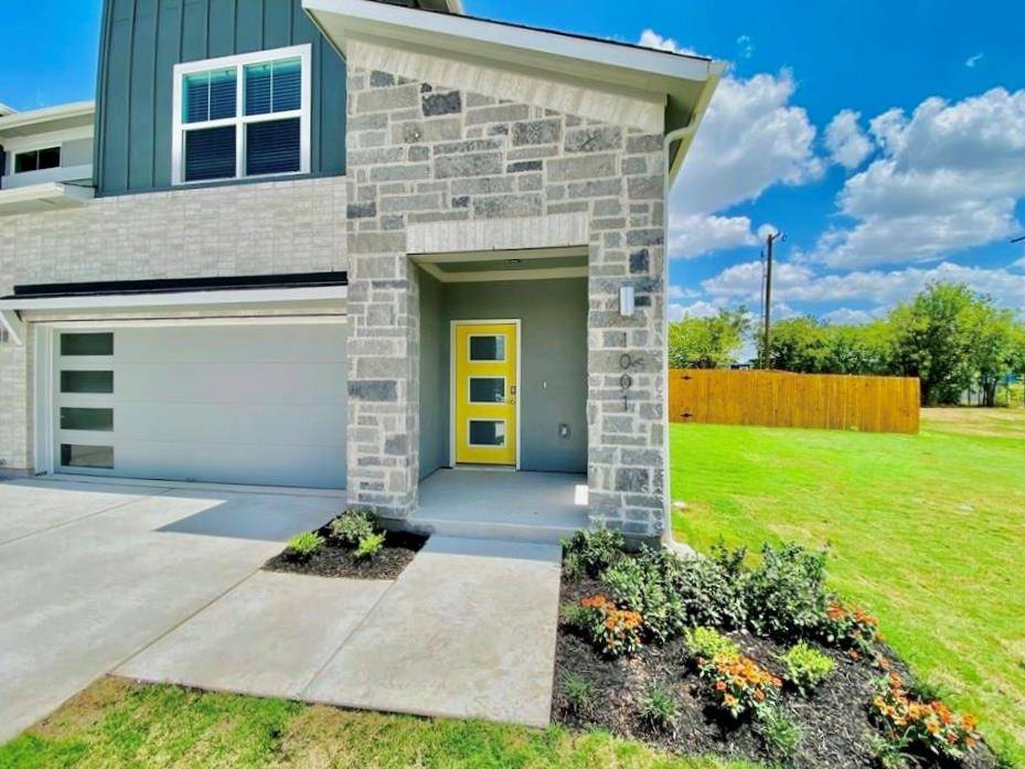 1001 Winnsboro LOOP, Round Rock, TX 78664