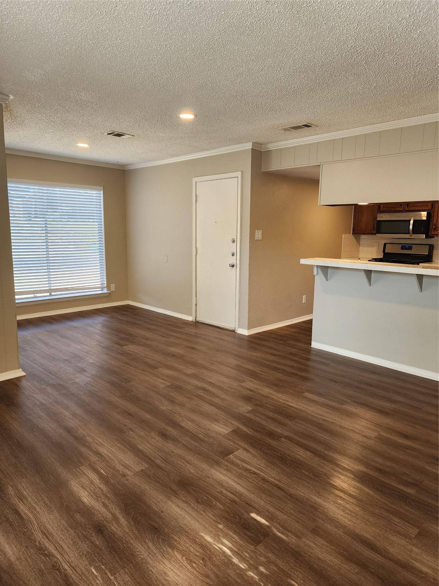 2806 Lovell DR #B, Austin, TX 78723