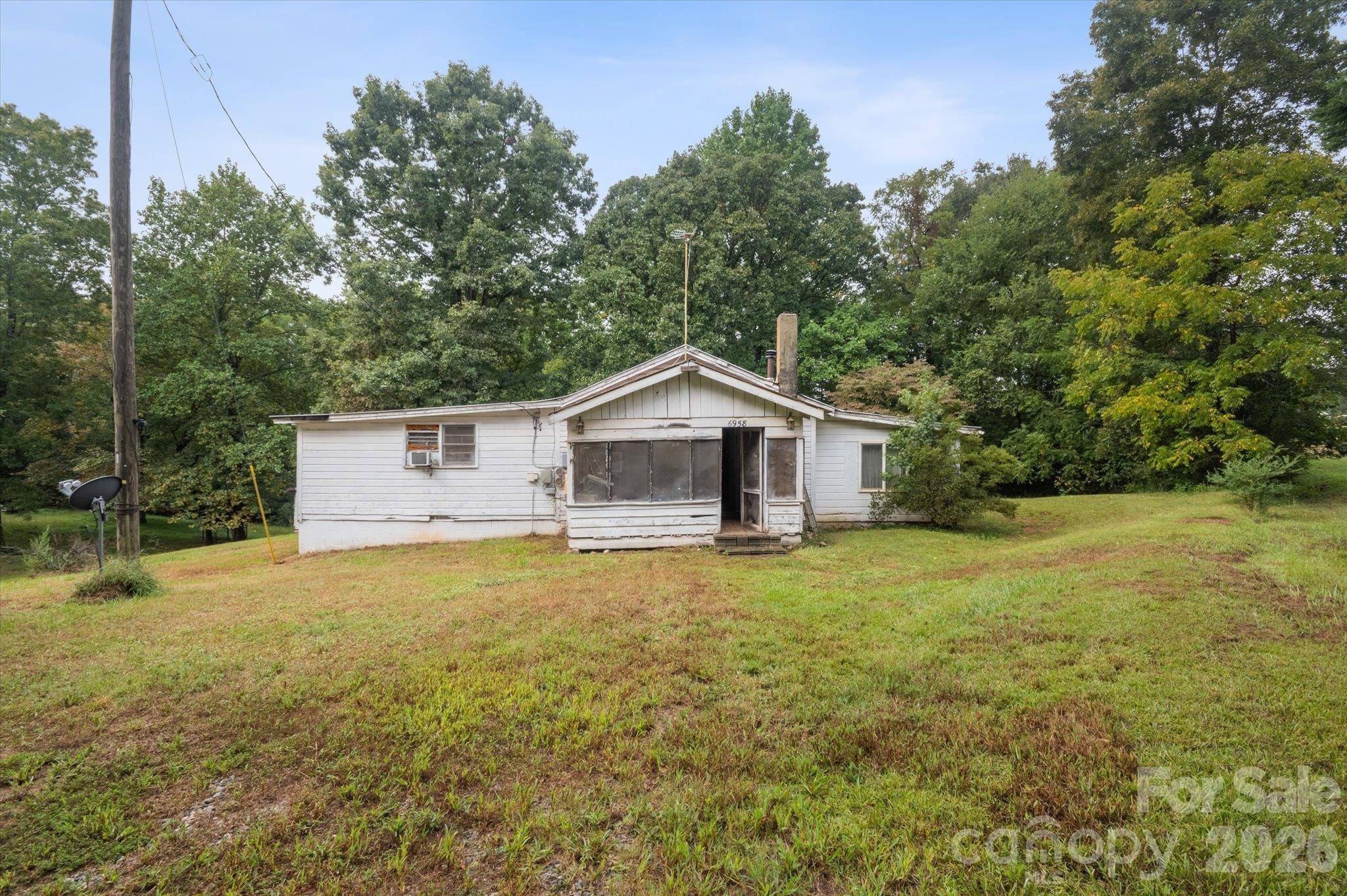 6958 NC Hwy 9 HWY, Columbus, NC 28722