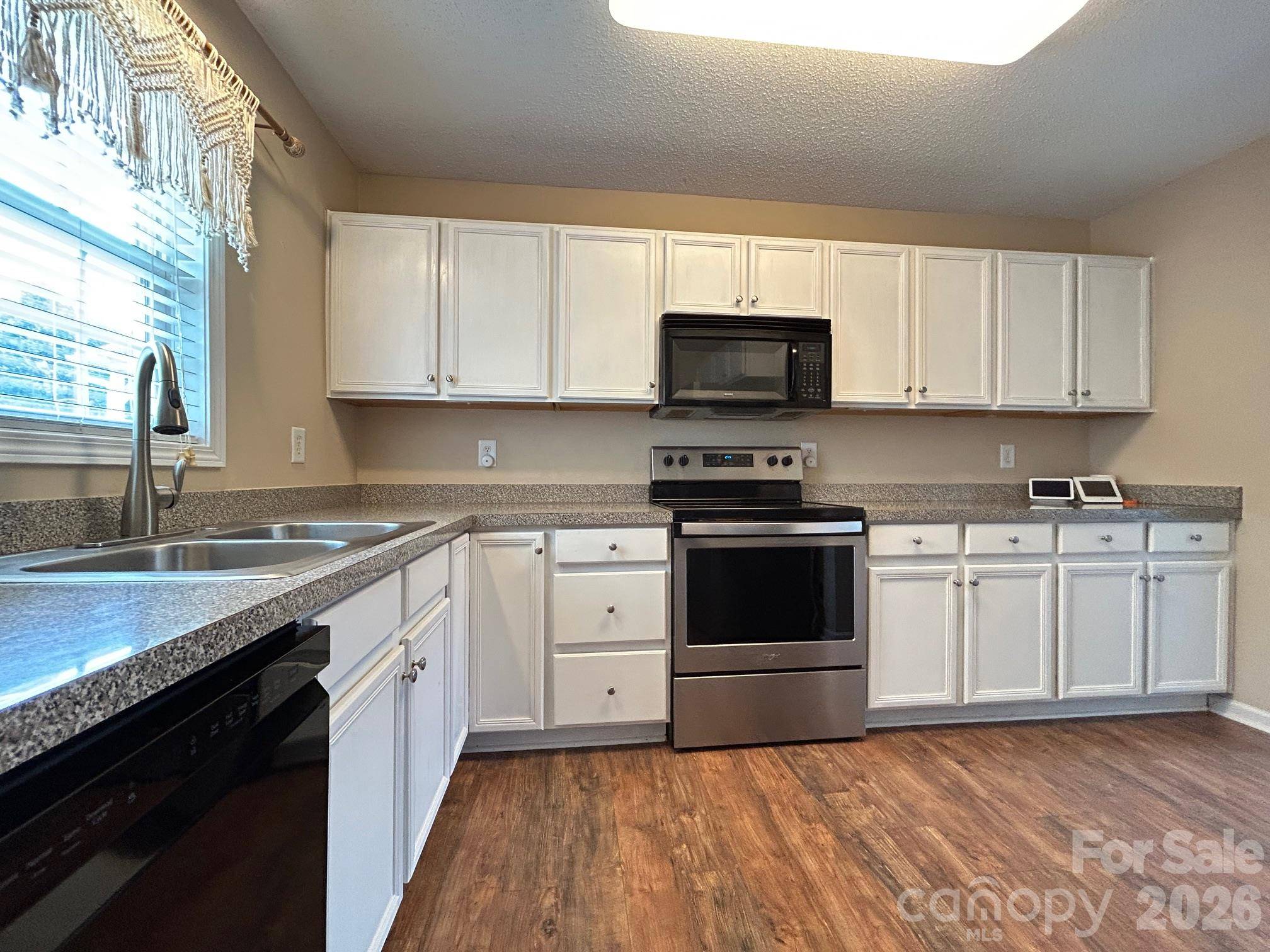 119 Steam Engine DR #201, Mooresville, NC 28115