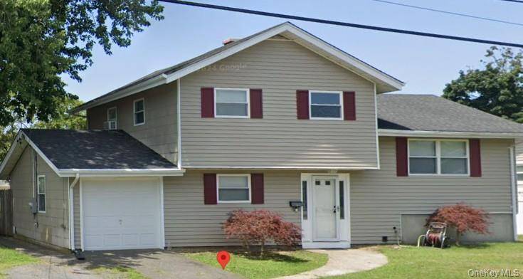 24 Jarvin RD, Port Jefferson Station, NY 11776