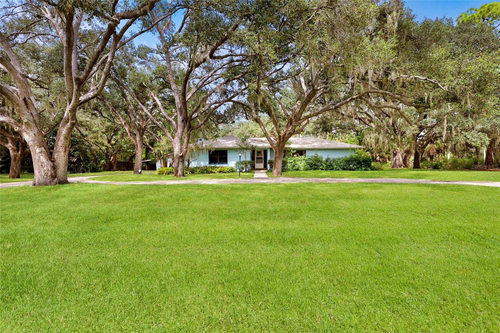 Address not disclosed, Sarasota, FL 34232