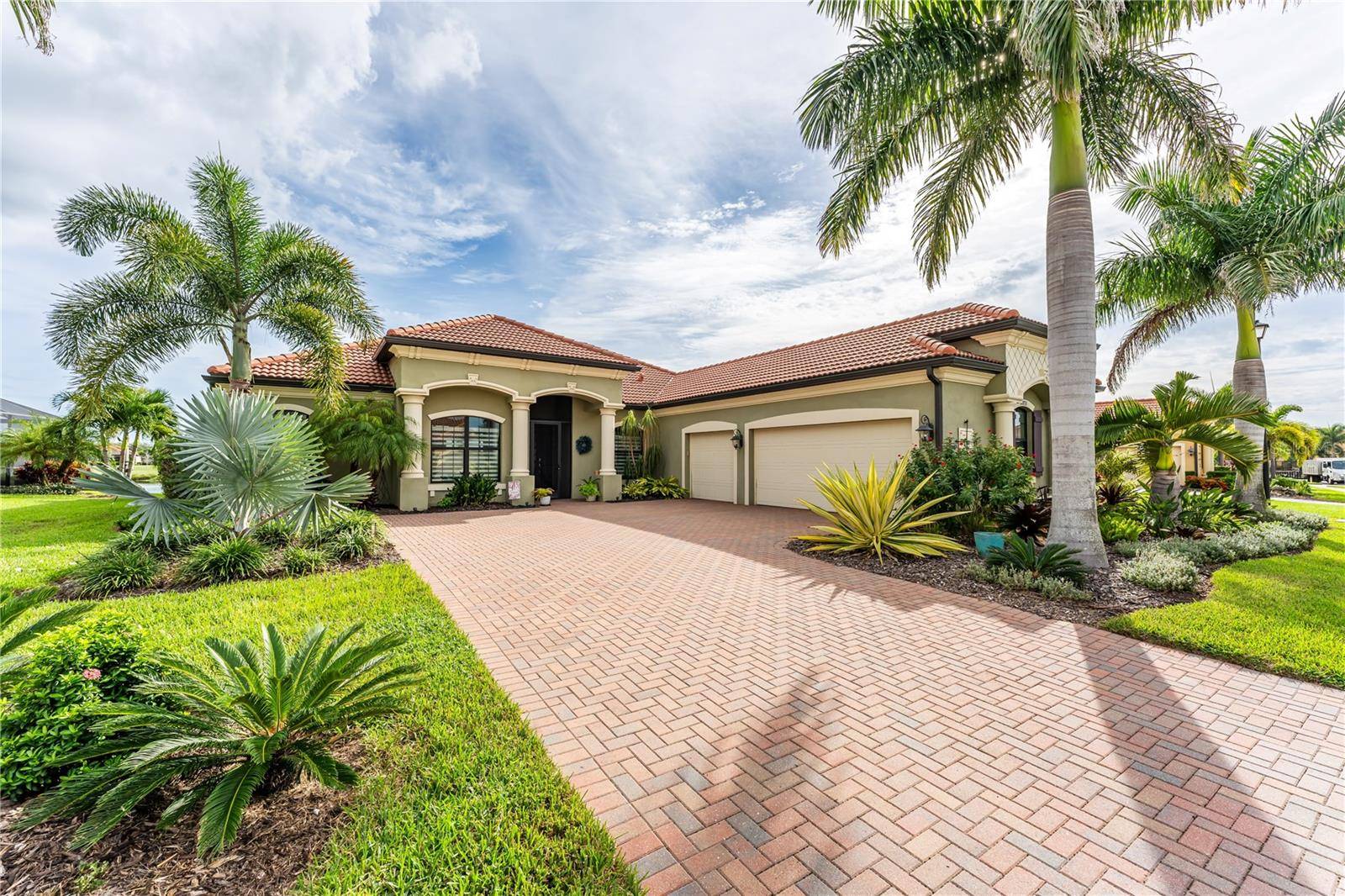10733 TARFLOWER DR, Venice, FL 34293