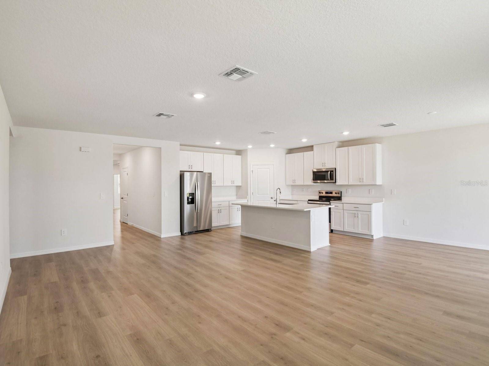 124 GENTLE RAIN LN, Nokomis, FL 34275