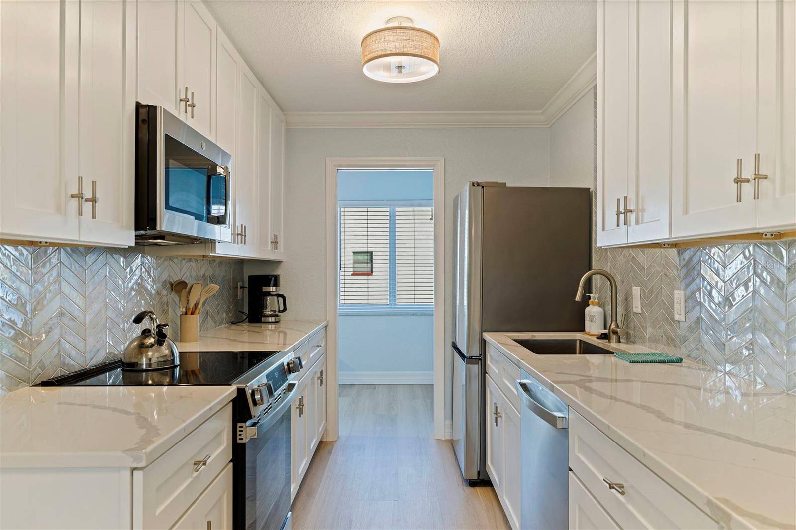 10265 GULF BLVD #A303, Treasure Island, FL 33706