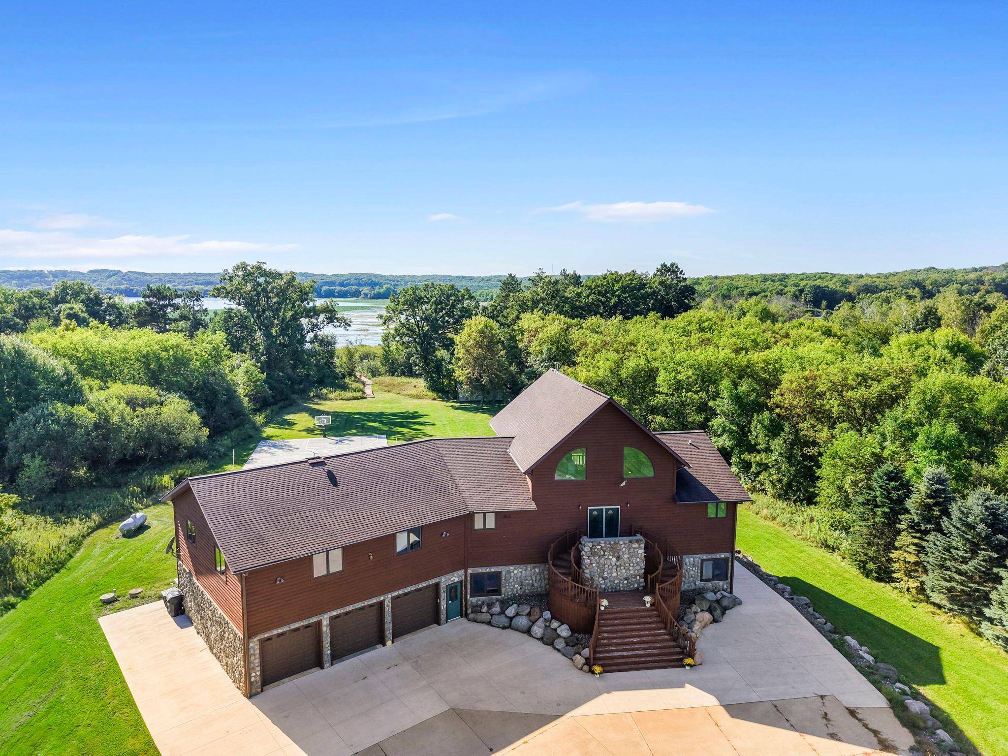 897 207th ST, Dresser, WI 54009