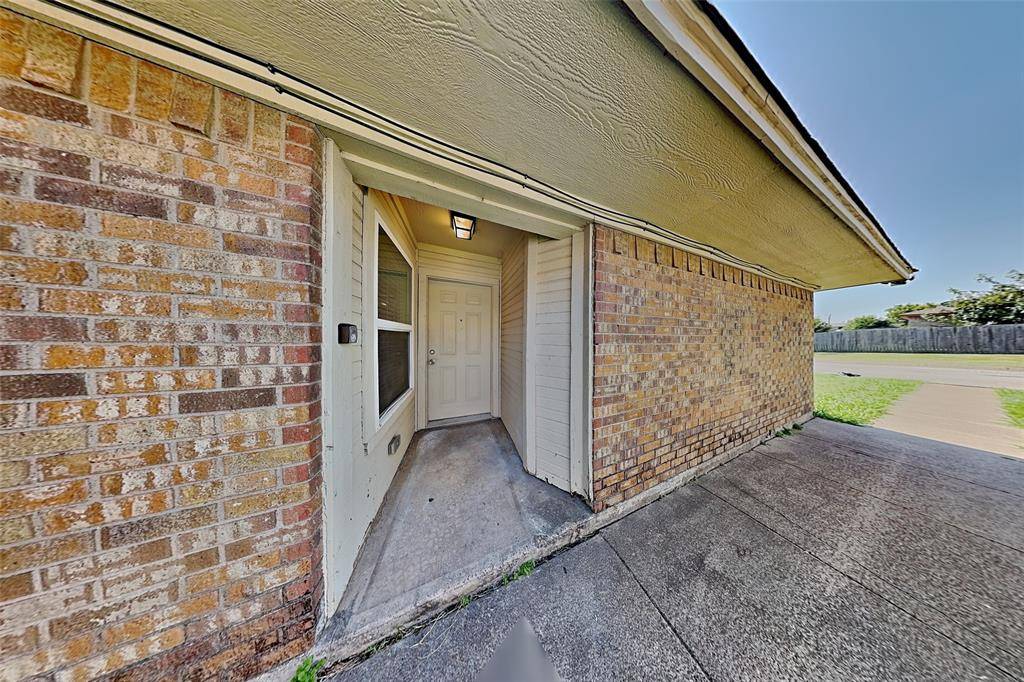 3405 Republic Drive, Forest Hill, TX 76140