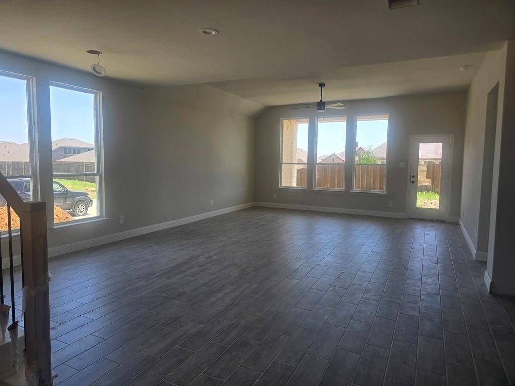 4449 Sweet Clover Lane, Fort Worth, TX 76036